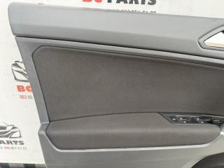 Обшивка боковой двери передняя левая Tiguan 2020 2.0