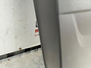 Обшивка боковой двери передняя левая Tiguan 2020 2.0