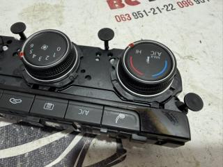 Блок управления климат-контролем Tiguan 2020 2.0
