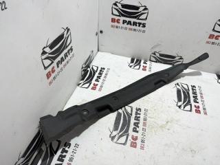 Пыльник крыла передний левый Rogue 2021 T33 2.5