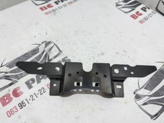 Кронштейн замка капота Mazda CX-5 2018 Б/У Кронштейн замка капота Mazda CX-5 2018