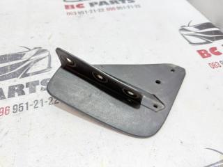 Фото запчасти брызговик задний левый Mazda 3 2021 Б/У запчасть Запчасть брызговик задний левый Mazda 3 2021