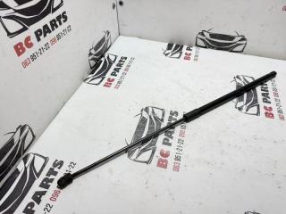 Амортизатор капота Volkswagen Tiguan 2.0