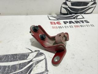 Петля двери передняя правая Kia Sportage 2017 Б/У Петля двери передняя правая Kia Sportage 2017