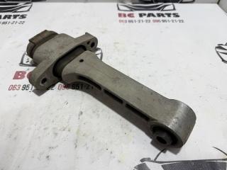 Подушка двигателя нижняя Kia Sportage