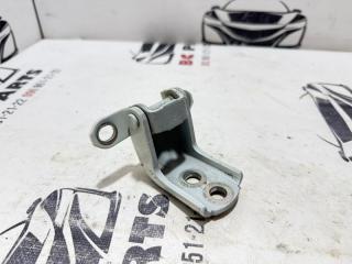 Петля двери передняя левая Nissan Rogue T32 QR25 2.5