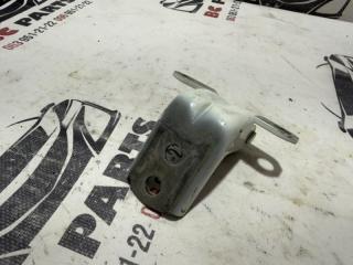 Петля двери передняя левая Rogue 2018 T32 QR25 2.5