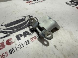 Петля двери передняя левая Rogue 2018 T32 QR25 2.5