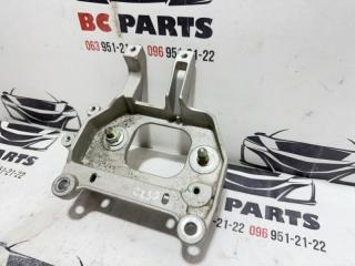 Кронштейн двигателя левый Kicks 2021 1.6