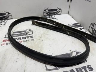 Уплотнитель кузова правый Tiguan 2020 2.0