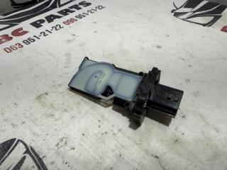 Датчик массового расхода воздуха Nissan Kicks 2021 Б/У Датчик массового расхода воздуха Nissan Kicks 2021