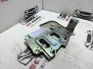 Кронштейн Nissan Rogue 2021