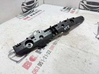 Направляющая бампера задняя правая Rogue 2021 T33 2.5