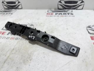 Направляющая бампера задняя правая Nissan Rogue T33 2.5