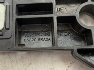 Направляющая бампера задняя правая Rogue 2021 T33 2.5