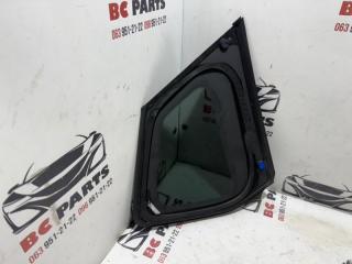 Форточка кузова задняя левая Rogue 2021 T33 2.5