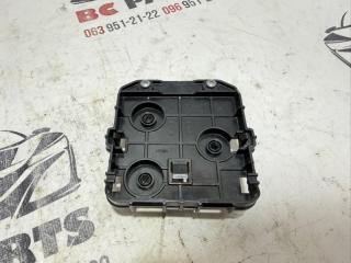 Кронштейн датчика слепой зоны задний правый Nissan Kicks 2021 Б/У Кронштейн датчика слепой зоны задний правый Nissan Kicks 2021