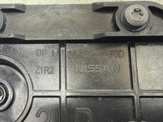 Кронштейн датчика слепой зоны задний правый Kicks 2021 1.6