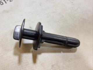 Крепление радиатора левое Nissan Kicks 2021 Б/У Крепление радиатора левое Nissan Kicks 2021