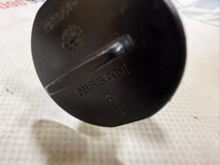 Крепление радиатора левое Kicks 2021 1.6