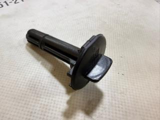 Крепление радиатора правое Kicks 2021 1.6