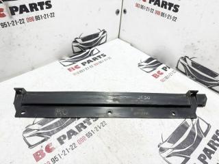 Дефлектор радиатора Nissan Kicks 2021 Б/У Дефлектор радиатора Nissan Kicks 2021