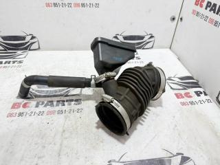 Патрубок воздушного фильтра Nissan Rogue T33 2.5