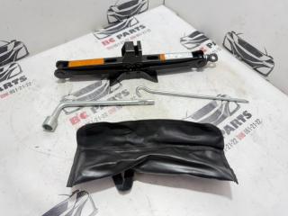 Домкрат Nissan Rogue 2021