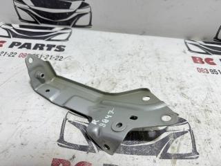 Кронштейн крыла передний правый Rogue 2021 T33 2.5