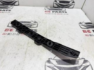 Направляющая бампера задняя левая Rogue 2021 T33 2.5