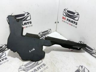 Дефлектор радиатора правый Rogue 2021 T33 2.5