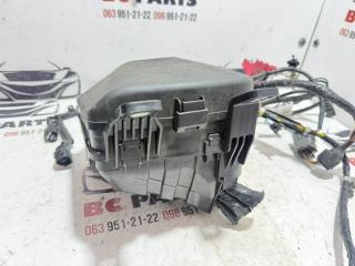 Корпус блока предохранителей Mazda 3 2.5