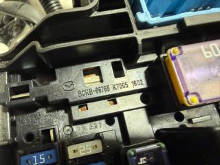 Корпус блока предохранителей 3 2021 2.5