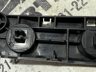 Направляющая бампера передняя левая Rogue 2021 T33 2.5