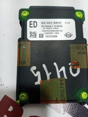 Камера на лобовое стекло Rogue 2020 T32 QR25 2.5