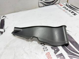 Уголок жабо правый Nissan Rogue 2021