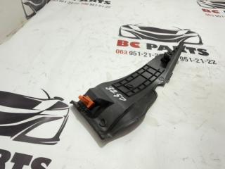 Уголок жабо правый Rogue 2021 T33 2.5