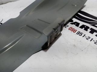 Крепление бампера заднее Nissan Rogue T33 2.5