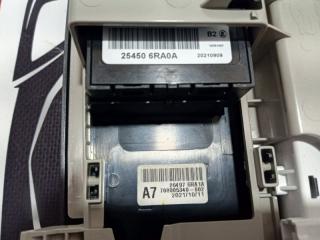 Плафон подсветки салона Rogue 2022 T33 1.5