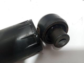 Амортизатор подвески задний Nissan Rogue T32 QR25 2.5