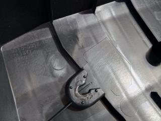 Накладка замка багажника задняя Rogue 2021 T33 2.5