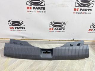 Накладка замка багажника Nissan Rogue 2021 Б/У Накладка замка багажника Nissan Rogue 2021