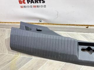 Накладка замка багажника Rogue 2021 T33 2.5