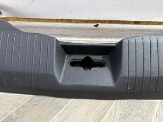 Накладка замка багажника Rogue 2021 T33 2.5