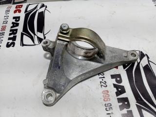 Кронштейн полуоси передний правый Nissan Rogue 2021 Б/У Кронштейн полуоси передний правый Nissan Rogue 2021