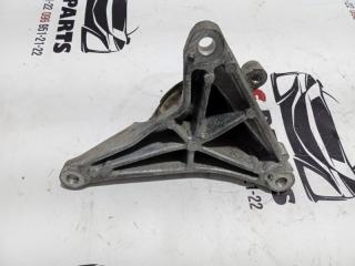 Кронштейн полуоси передний правый Rogue 2021 T33 2.5