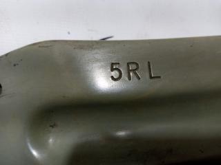 Крепление бампера заднее левое Kicks 2021 1.6