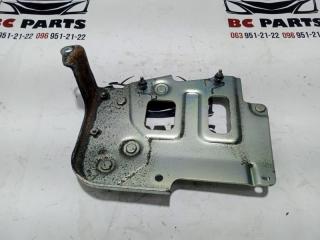 Кронштейн Nissan Rogue 2021 Б/У Кронштейн Nissan Rogue 2021