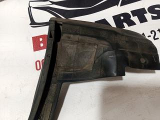 Уплотнитель кузова задний правый Rogue 2022 T33 1.5