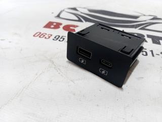 USB разъем Nissan Rogue T33 2.5